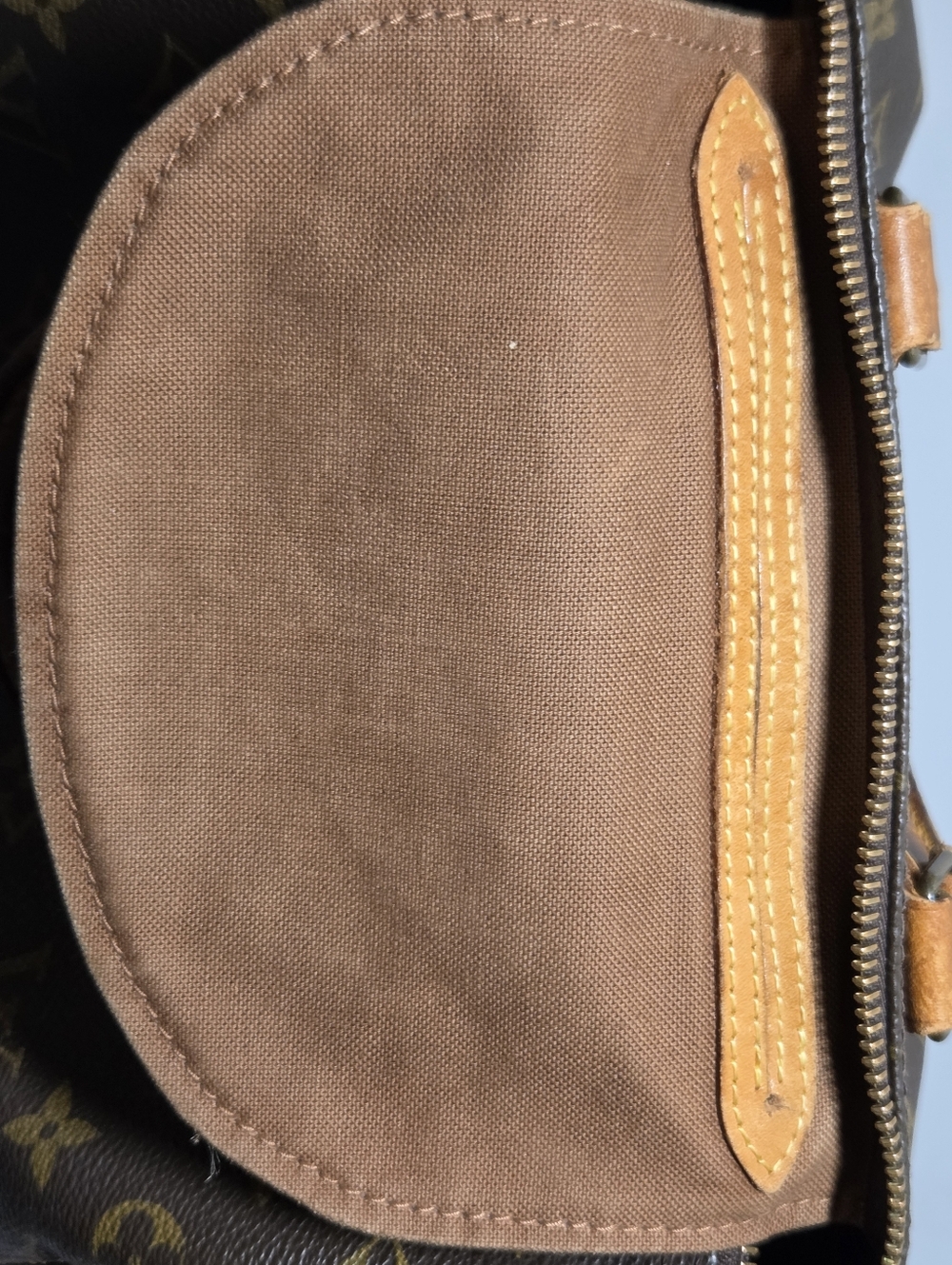 '91 AUTH. LV Malletier - Picture 11 of 14